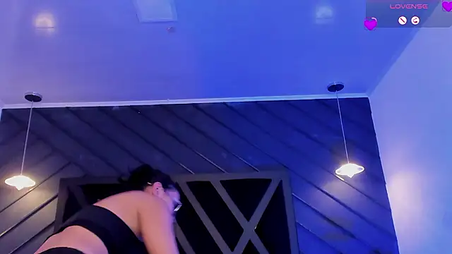 zoe_martins_'s cam snapshot