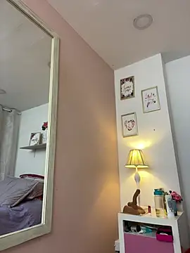 LauraRaider live sex cam