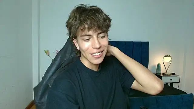 Blake_Parker live sex cam