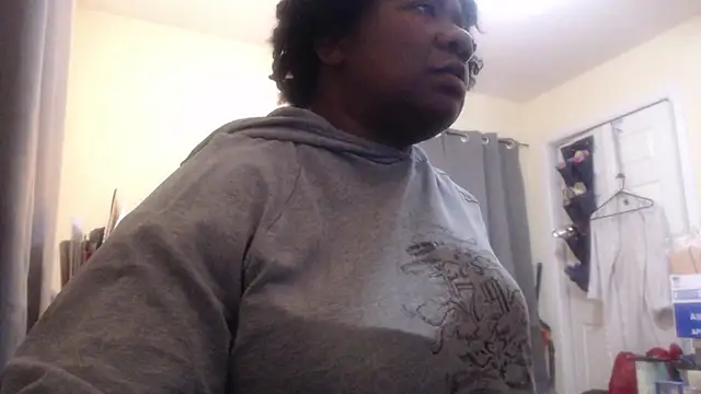 sluttyFetesa's cam snapshot