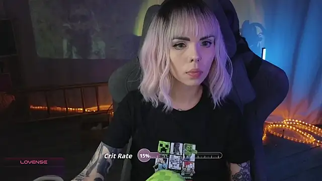 Kerry_Kirk's cam snapshot