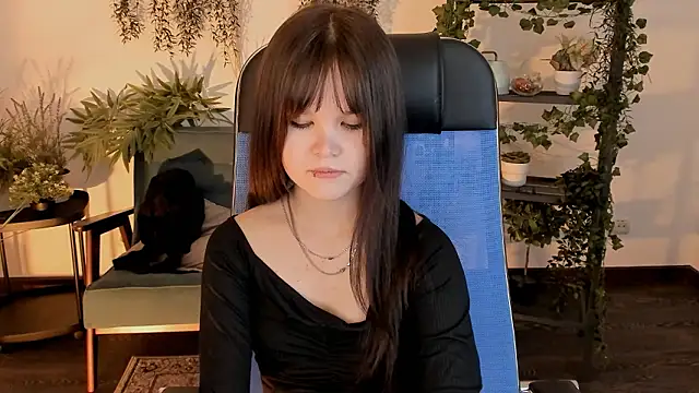 Elainebeness's cam snapshot