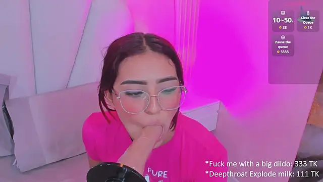 Ary__cherry's cam snapshot