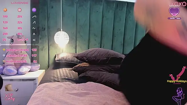 PaulinaGame's cam snapshot