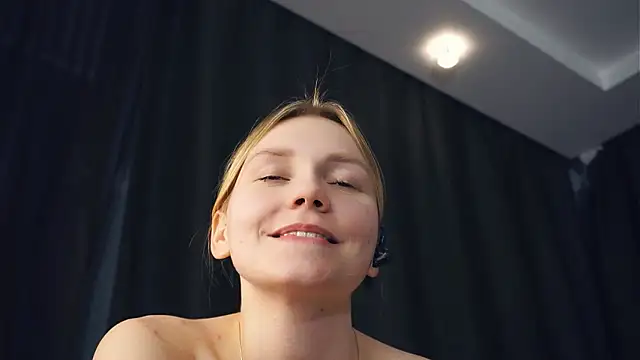 UnDesiga's cam snapshot