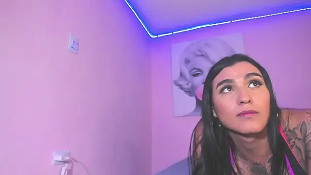 BiancaValentinna live sex cam