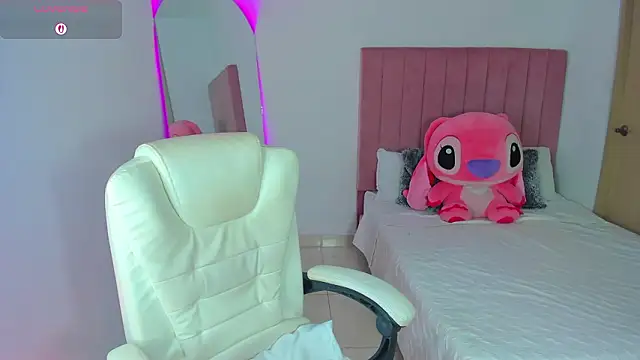 Janettcruz's cam snapshot