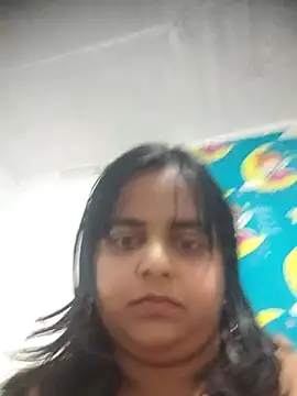 SusanaEshwar's cam snapshot