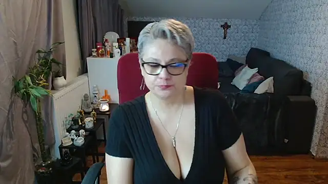 bigtits4you's cam snapshot