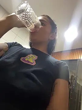 Meganmilk1's cam snapshot