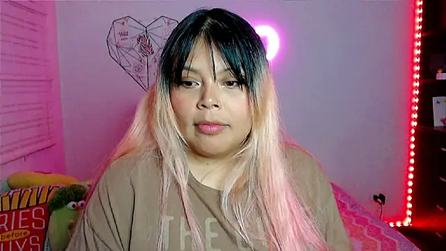 EllieMoonX's cam snapshot