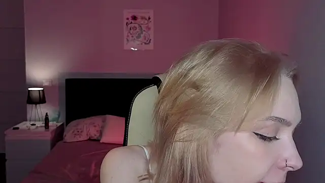 lily_moony's cam snapshot