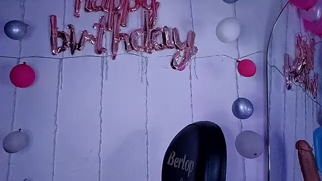 VickyGrey's cam snapshot