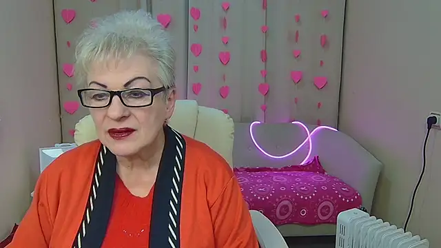 KayleSmoll's cam snapshot