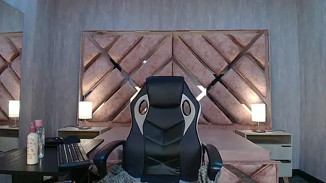 GISELLE_HOTLOVE's cam snapshot