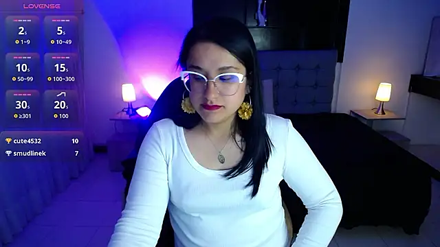 _sophiie_1's cam snapshot