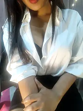 skylarmaexo_love's cam snapshot