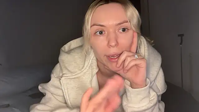 lolableux live sex cam