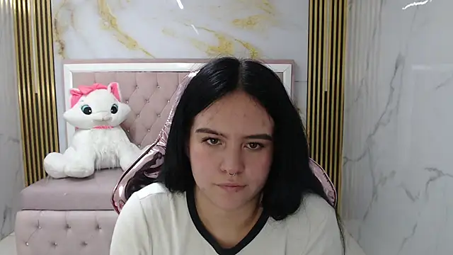 sarita_09_s's cam snapshot