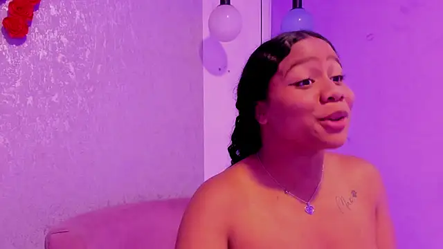 Sofi_Fox_'s cam snapshot