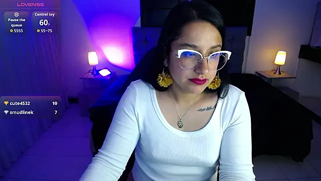 _sophiie_1's cam snapshot