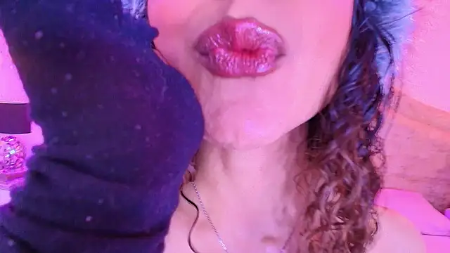 Zahara1's cam snapshot