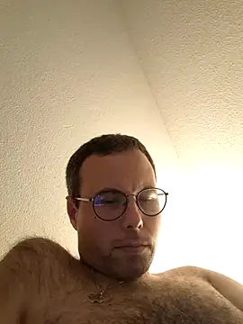 Simonudist live sex cam