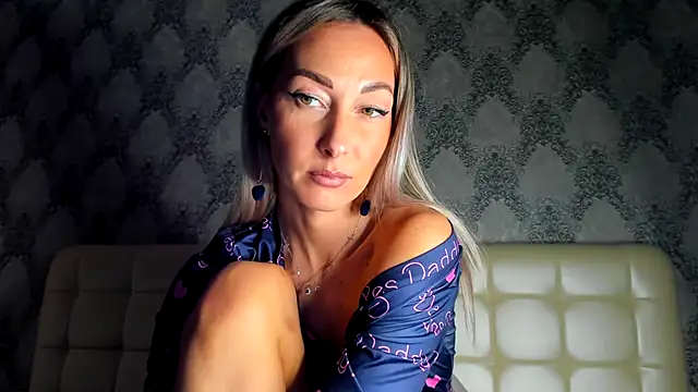 StarryHanna's cam snapshot