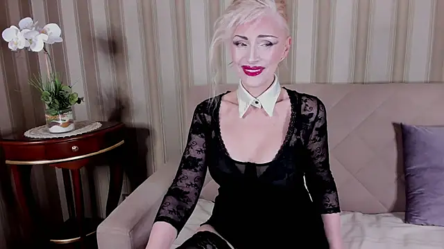 Rita_Farel's cam snapshot