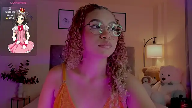 OxanaFedorova1-'s cam snapshot