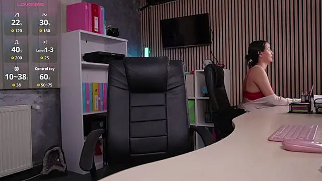 OfficeGirls's cam snapshot