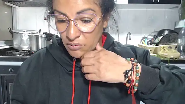 kateleyagrey live sex cam