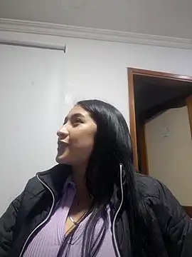 Maitebigboobs's cam snapshot