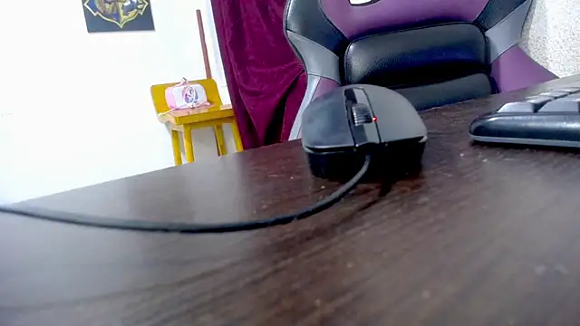 diabla_sexyboobs's cam snapshot