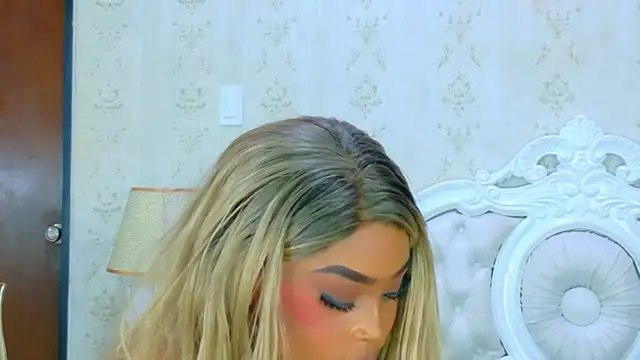 TianahGlow's cam snapshot