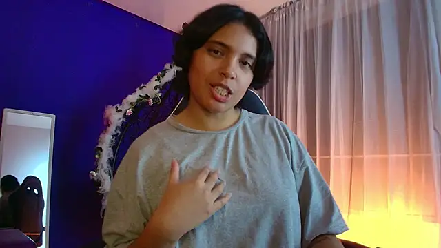 Emmapark_'s cam snapshot