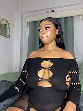 Queen_Tee23's cam snapshot