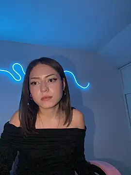 PrettyAmber's cam snapshot