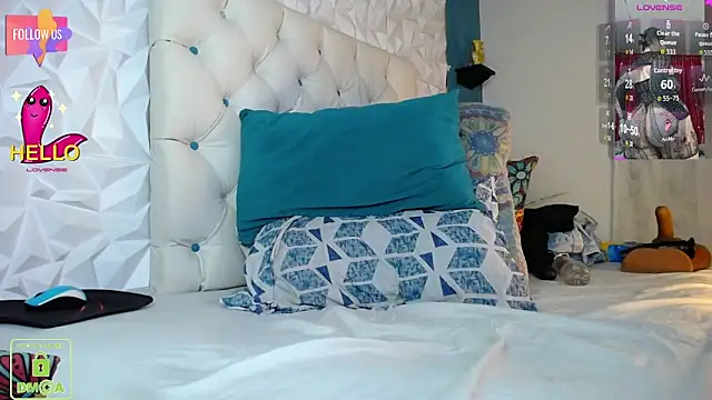 Mia_Duque1999's cam snapshot