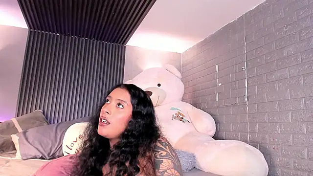 magic_marg's cam snapshot