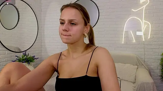 Wendy_D0ll's cam snapshot