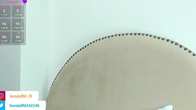 _Kendall_19's cam snapshot