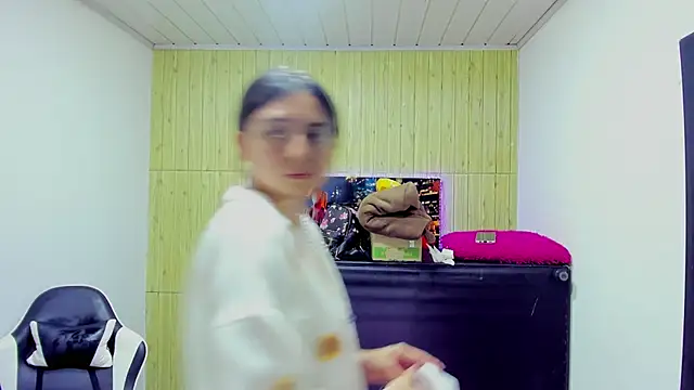 lala_clark's cam snapshot