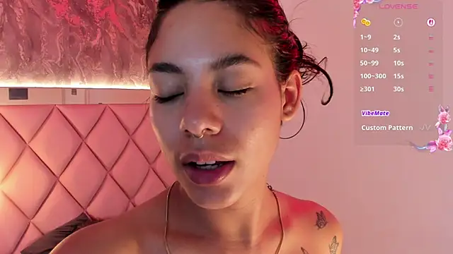 catee_martinez's cam snapshot