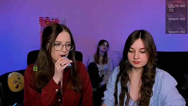 luna_berryy's cam snapshot