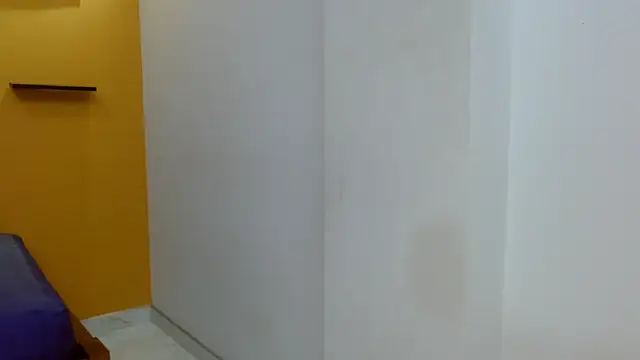 skinnyverus18's cam snapshot