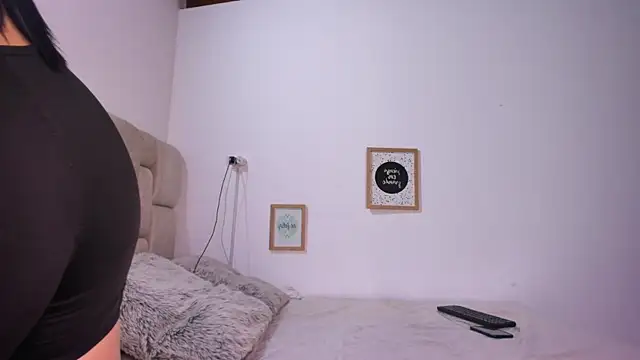 Latin_Pleasures's cam snapshot