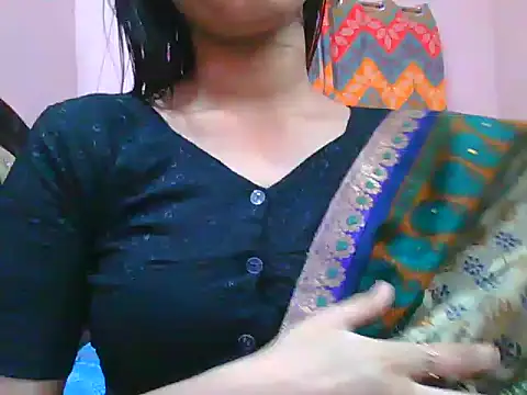 Silver_Queen07's cam snapshot