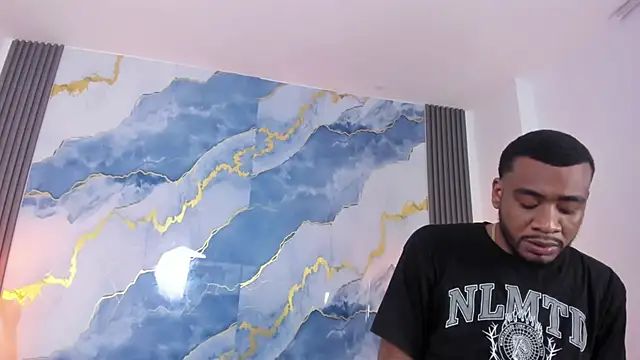 Kylieandjhonny's cam snapshot