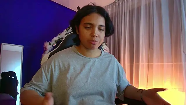 Emmapark_'s cam snapshot